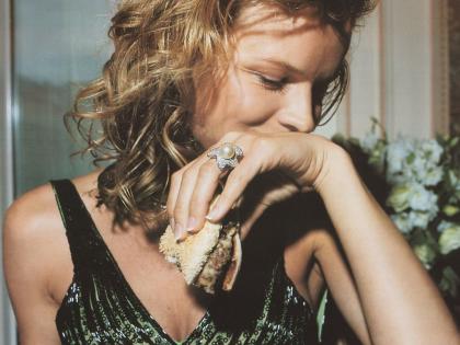 Eva Herzigova photo 75355