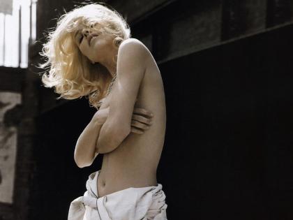 Eva Herzigova photo 75388