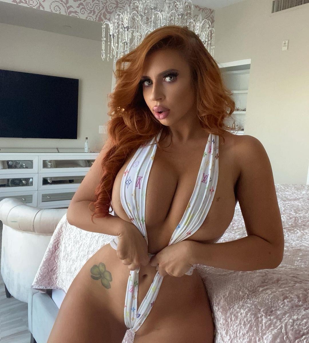 Amanda Nicole