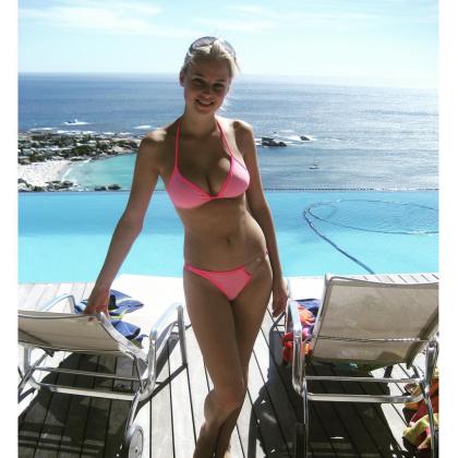 Genevieve Morton photo 91476