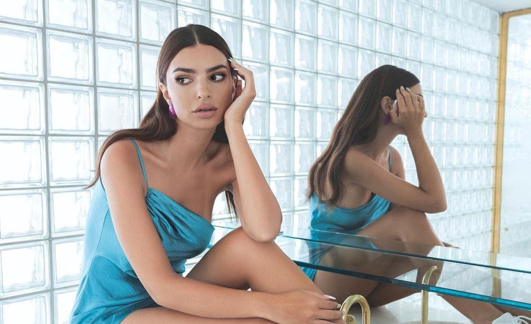 Emily Ratajkowski