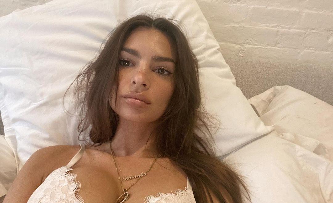 Emily Ratajkowski
