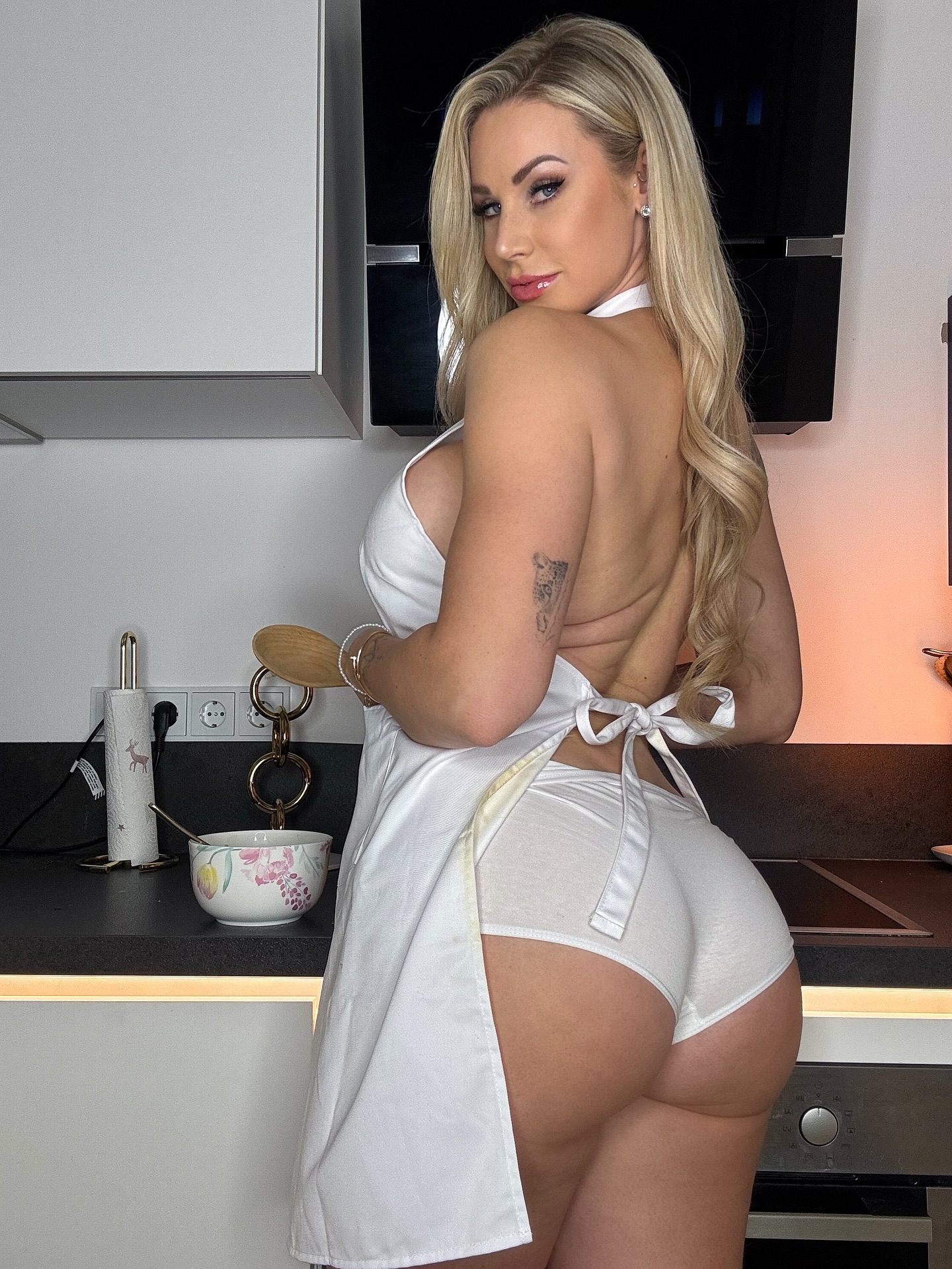 Leo Theresa