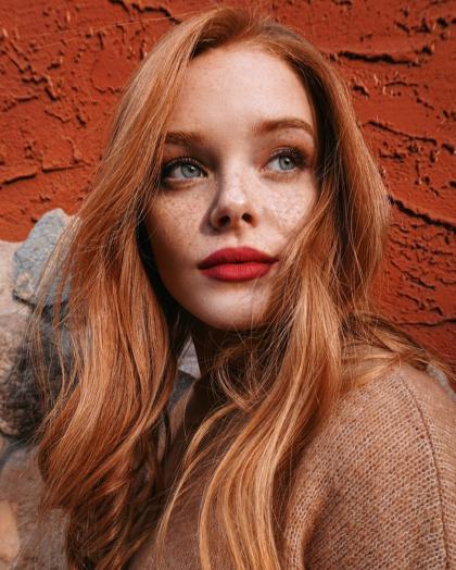 Abigail Cowen photo 96365