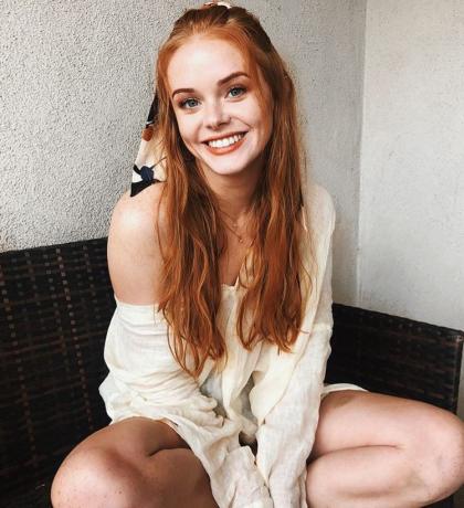 Abigail Cowen photo 96367