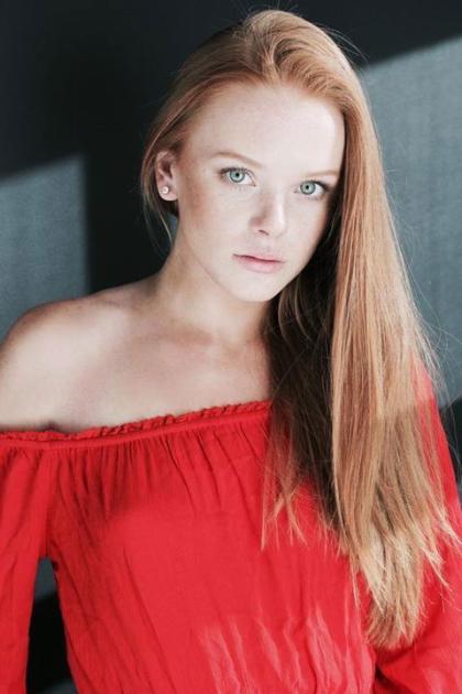 Abigail Cowen photo 96400