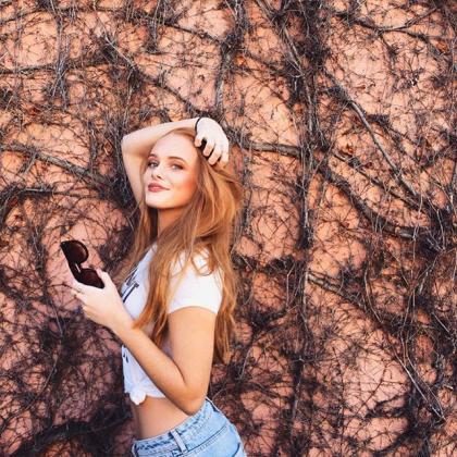 Abigail Cowen photo 96401