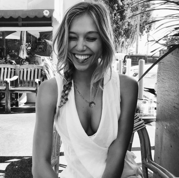 Alexis Ren
