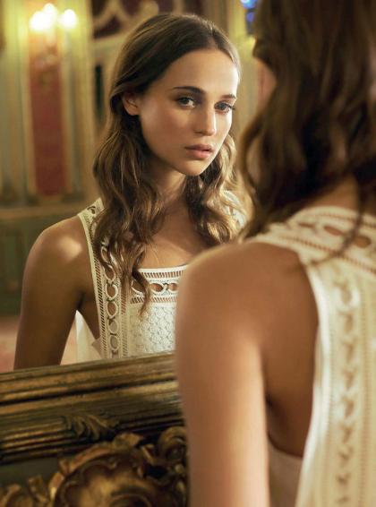 Alicia Vikander photo 96875