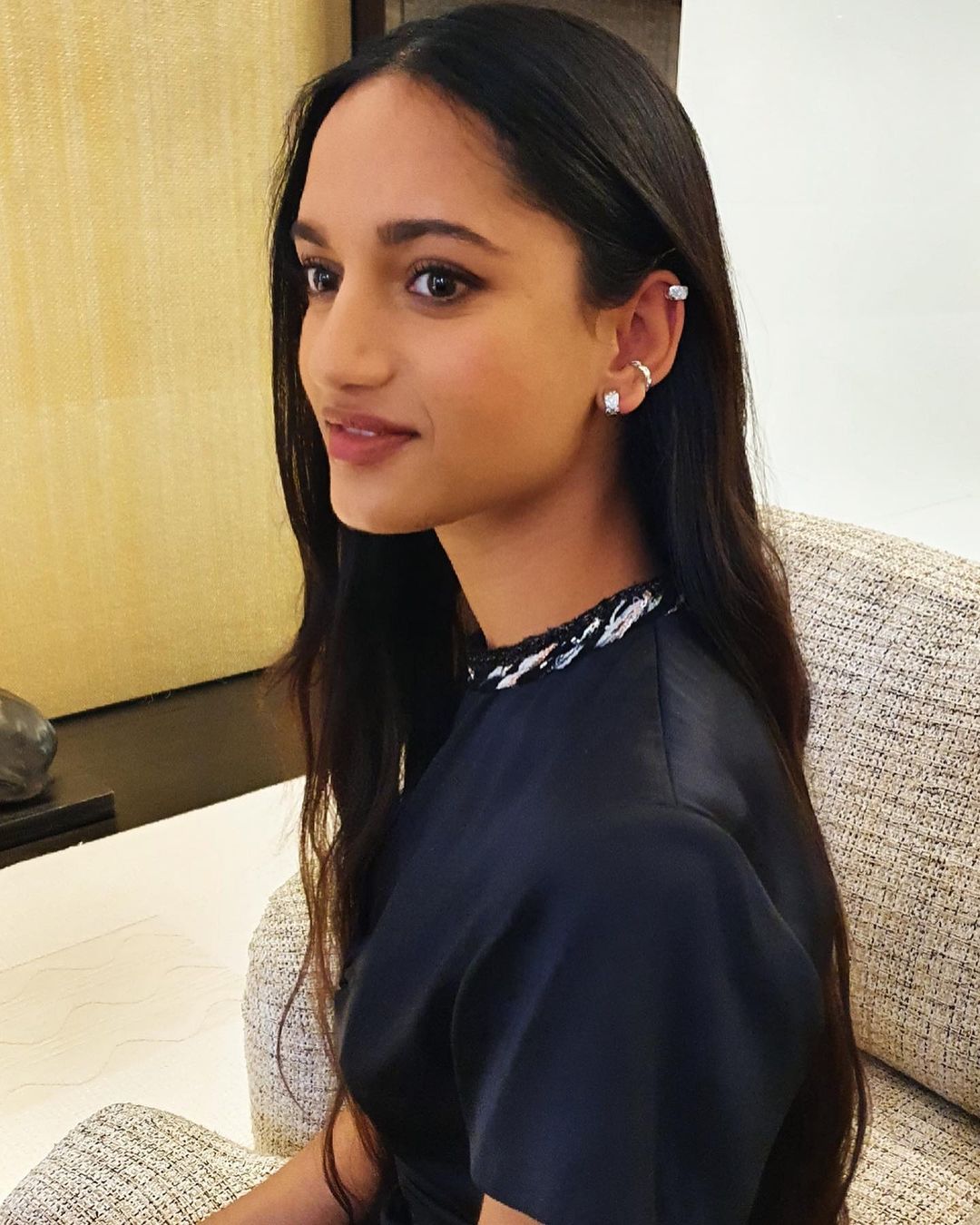 Amita Suman