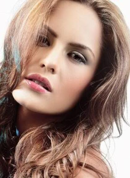 Ana Lucia Dominges