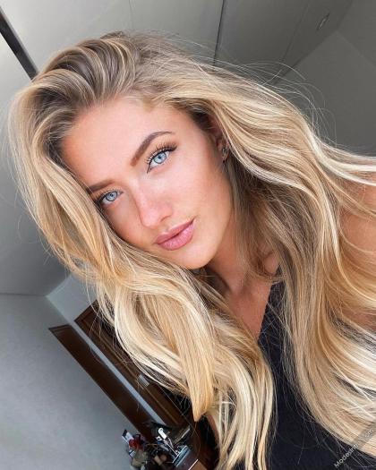 Alica Schmidt photo 260375