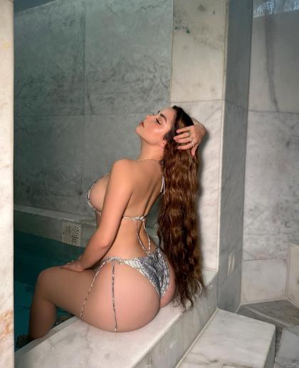 Demi Rose photo 9032