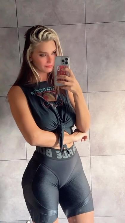 Alena Sharypova photo 34491
