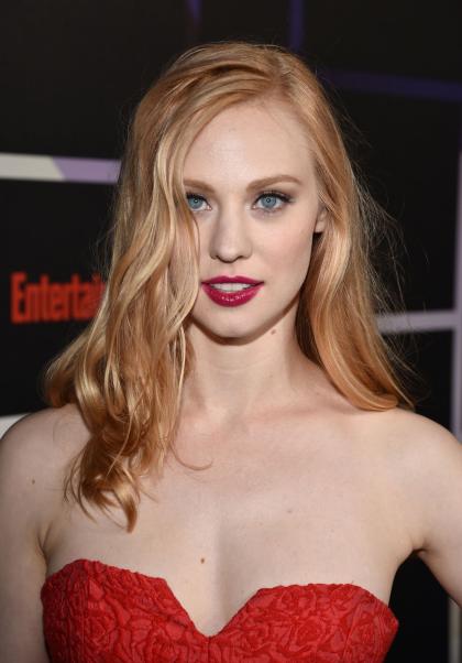 Deborah Ann Woll photo 101800