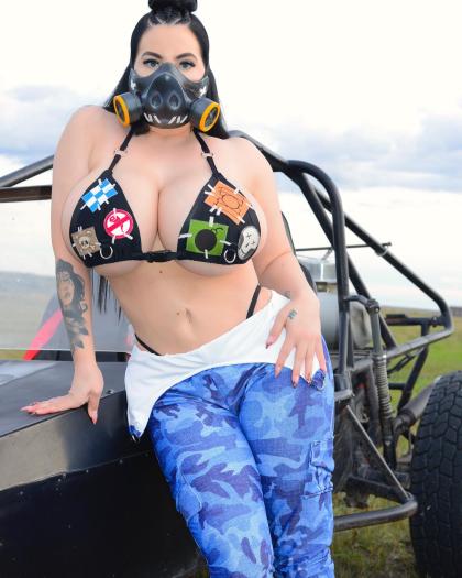 Korina Kova photo 43560