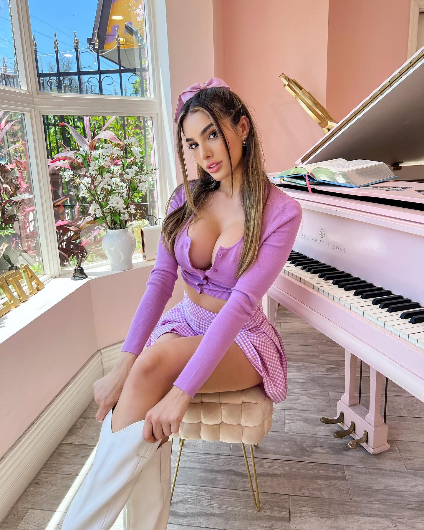 Lyna Perez