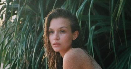 Josephine Skriver