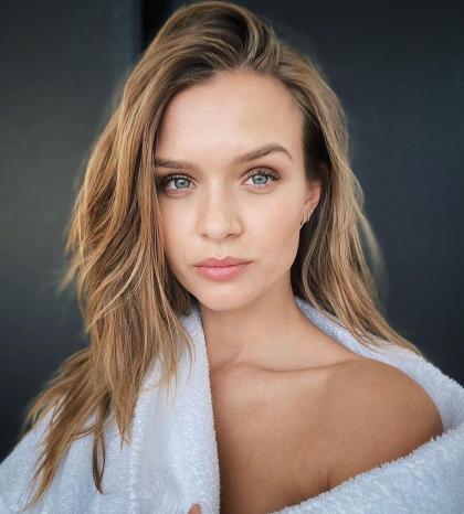 Josephine Skriver