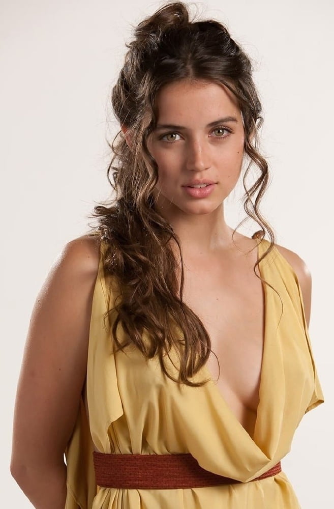 Ana De Armas