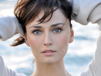 Anna Safroncik