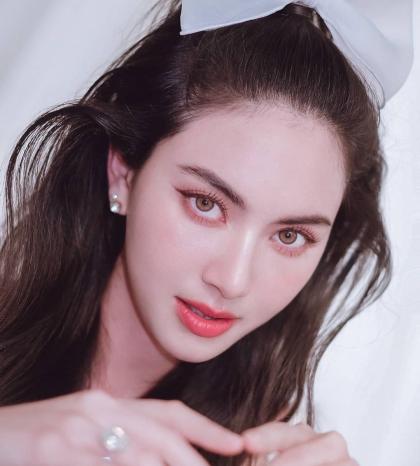 Davika Hoorne photo 298918