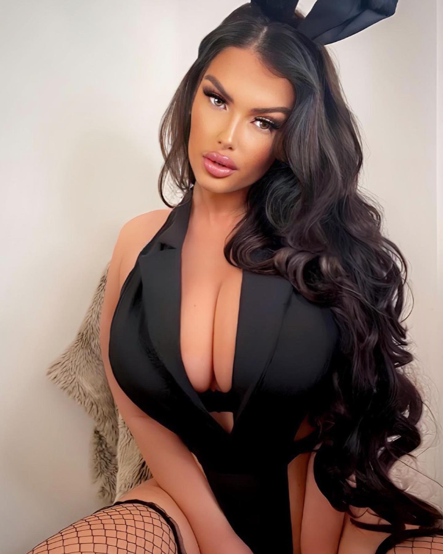 Angelica Sharpe