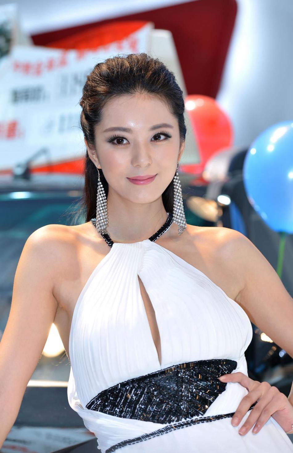 Ai Shang Zhen