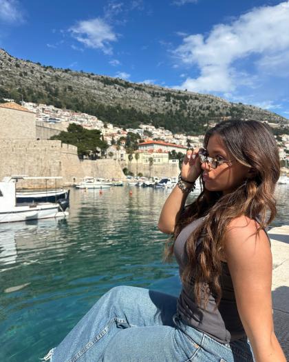 Kayla Manousselis photo 157189