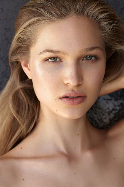 Ali Collier photo 161295
