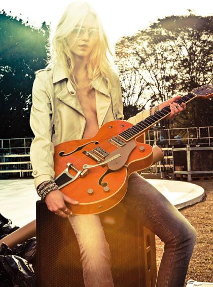 Aline Weber photo 164621