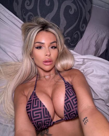 Amber Brown photo 166605