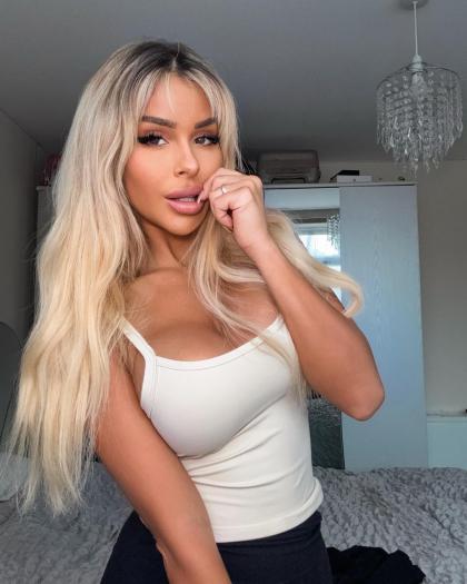 Amber Brown photo 166802