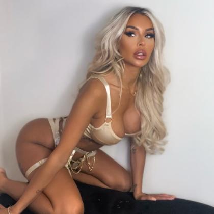 Amber Brown photo 166811