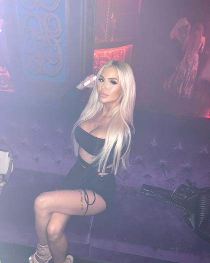 Amber Brown photo 166827