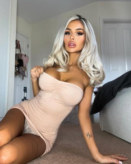 Amber Brown photo 166874