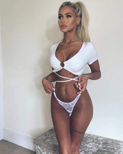 Amber Brown photo 167017