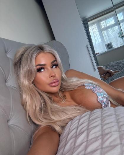 Amber Brown photo 167034