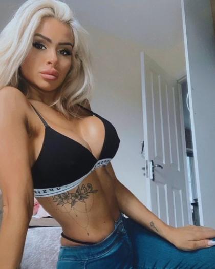 Amber Brown photo 167206