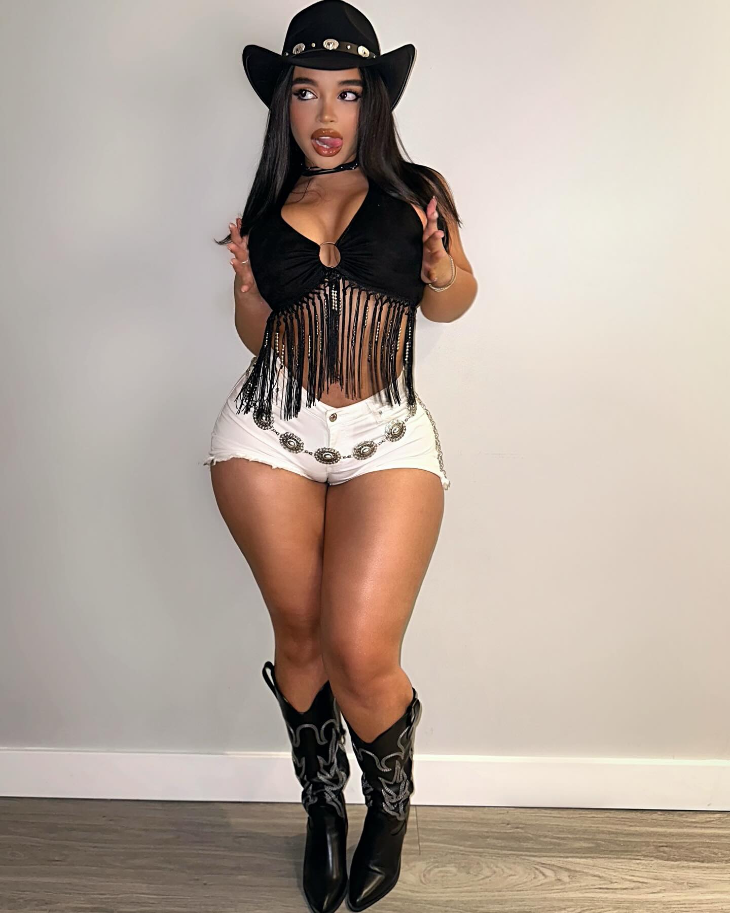 Giselle Lynette