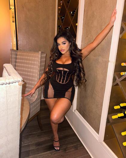 Giselle Lynette photo 170726