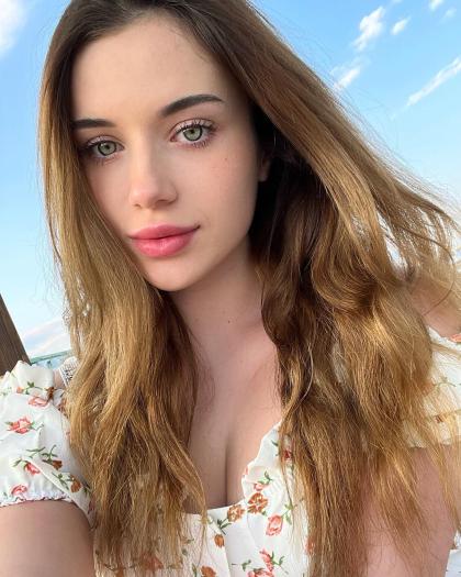 Anna Desiatnikova photo 174603