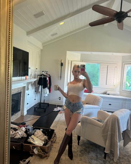 Lindsey Pelas photo 174972