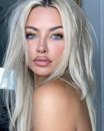 Lindsey Pelas photo 175183
