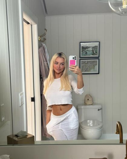 Lindsey Pelas photo 175293