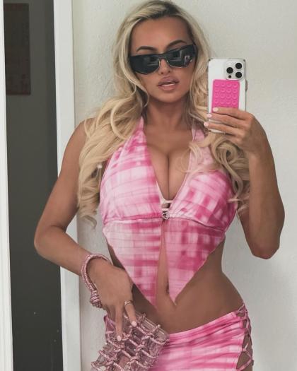Lindsey Pelas photo 175323