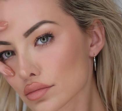 Lindsey Pelas photo 175440