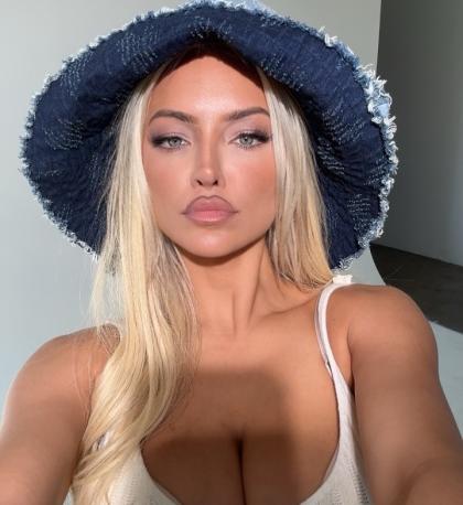Lindsey Pelas photo 175452