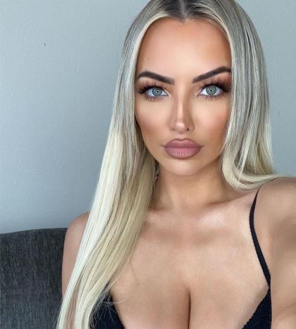 Lindsey Pelas photo 269476