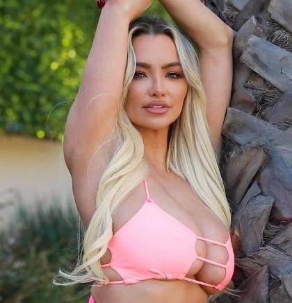 Lindsey Pelas photo 269499